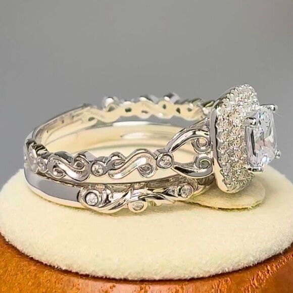 Sterling Silver Clear CZ Vintage Engagement Ring Set New - Picture 5 of 13